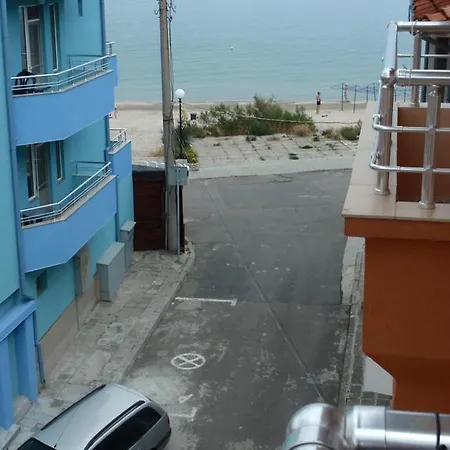 Guest house Cherno More